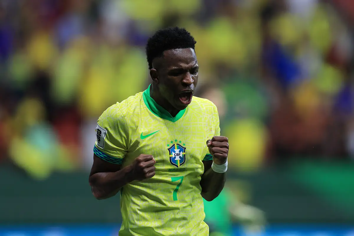 Vinícius Jr avec le Brésil la semaine dernière (Photo by Buda Mendes/Getty Images).
